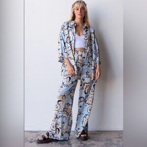 Paisley Blue Two-Piece lounge set by Emory Park. NWT